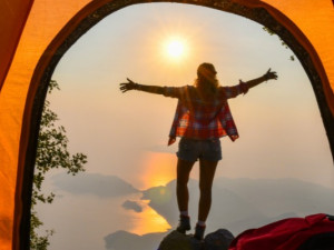 5 probleme in camping si cum sa le faci fata